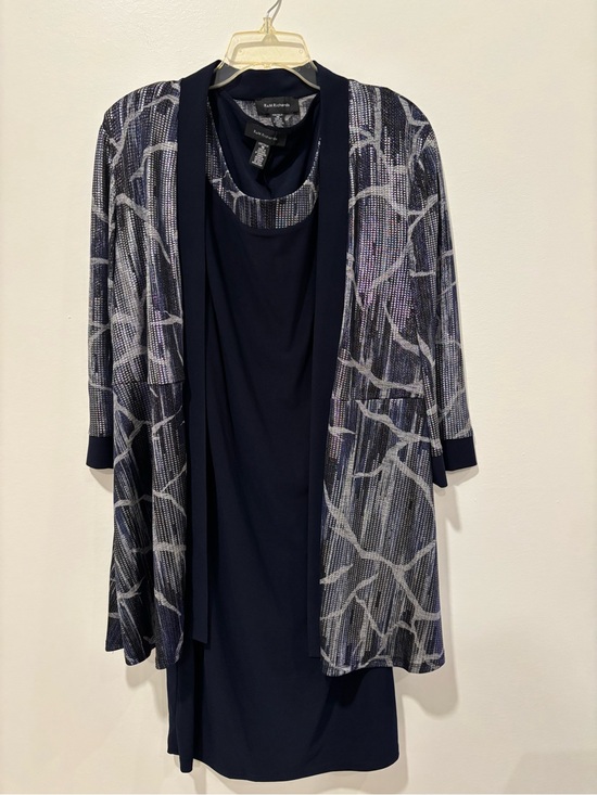 R&M Richards Dresses & Skirts - Formal Navy Dress Set size 16